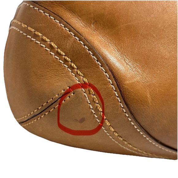 Coach F10909 SMALL Vintage British Tan & Brown Soho Leather Shoulder Bag read - Picture 9 of 16